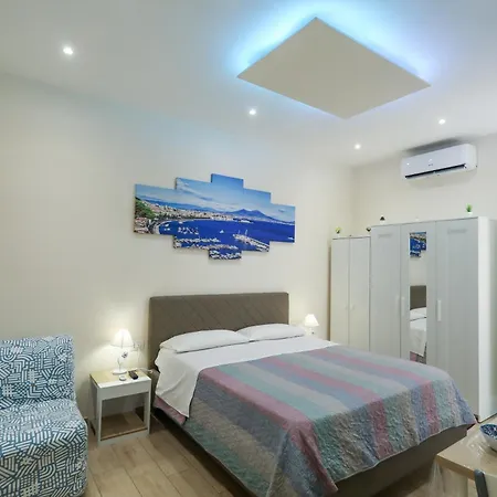 Milu House Capodichino Aereoporto شقة